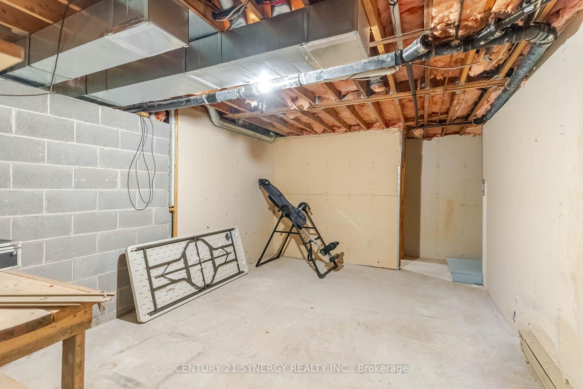 Photo 32 of 20 Inverness Avenue, Perth, Perth — HOMEH