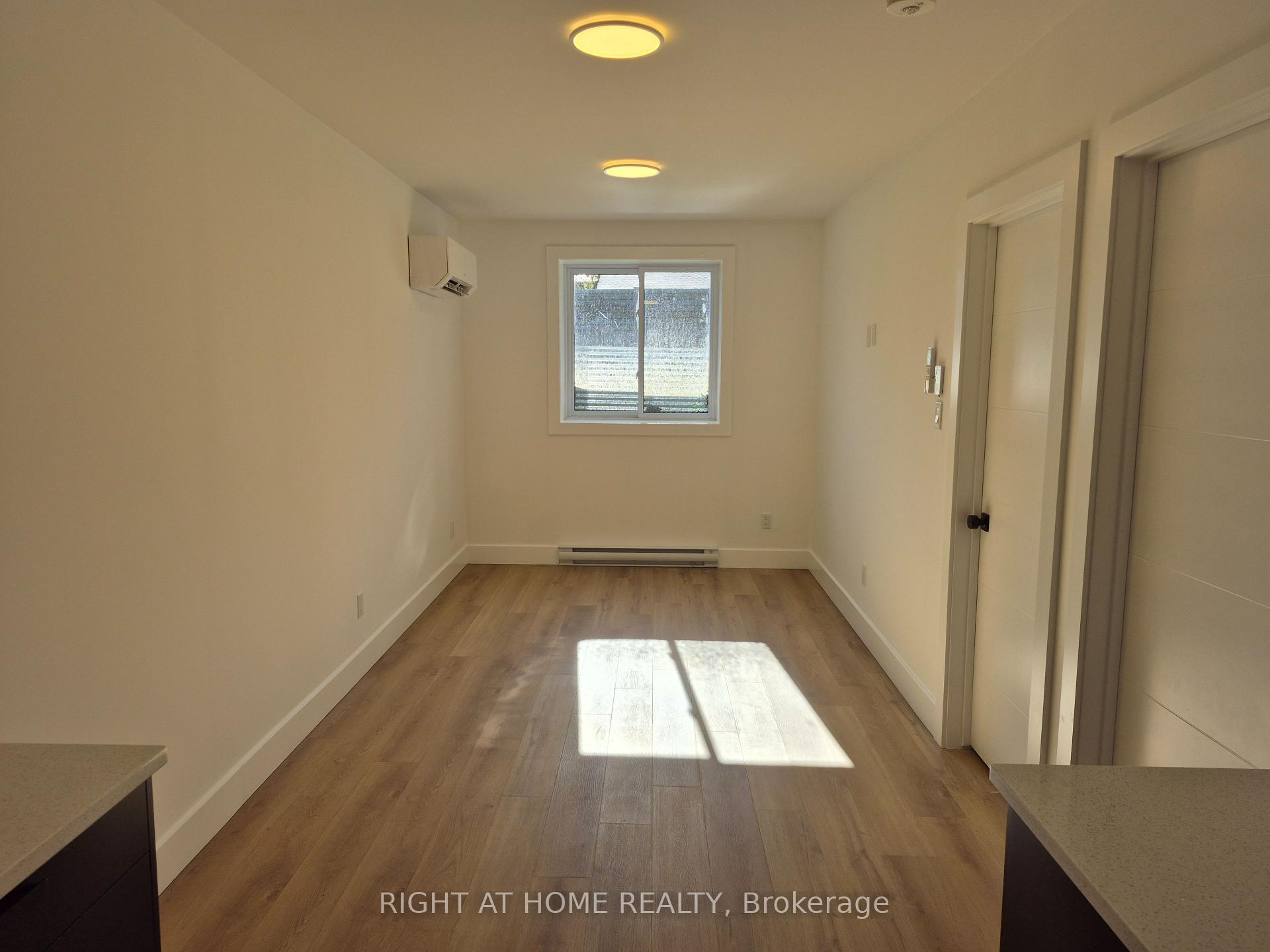 Photo 7 of Unit Unit # 3, 19 James Street, Arnprior, Arnprior — HOMEH