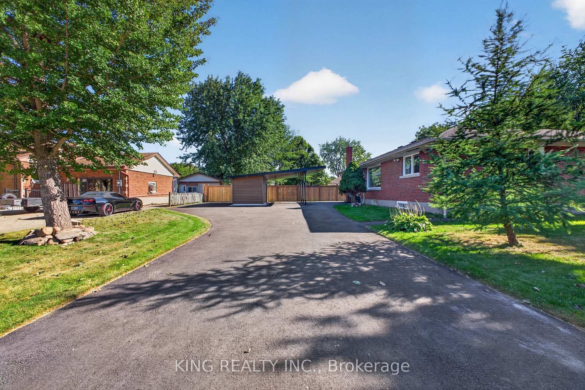 Photo 25 of 35 Hewko Street, St. Catharines, Fairview — HOMEH