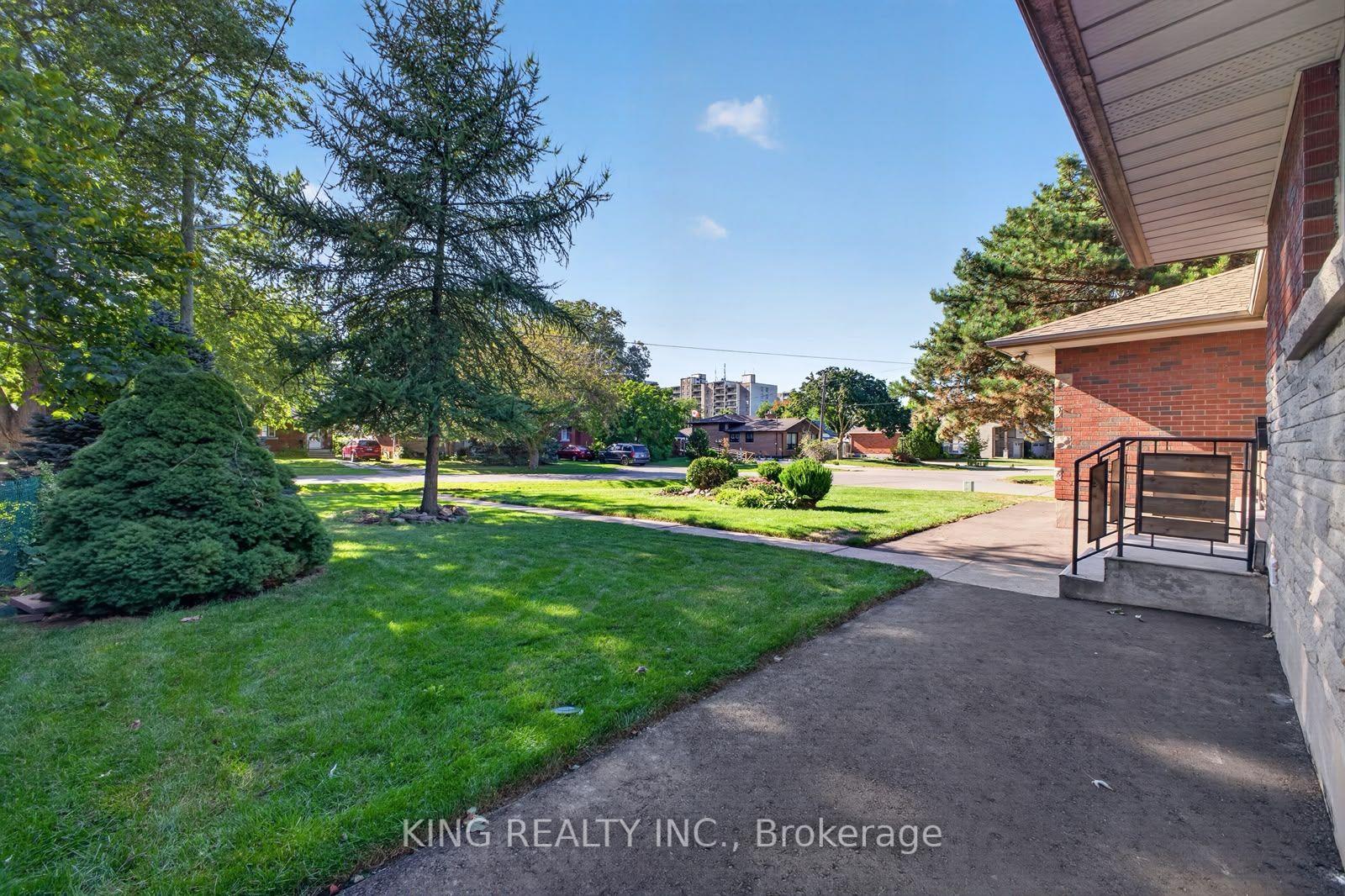 Photo 27 of 35 Hewko Street, St. Catharines, Fairview — HOMEH