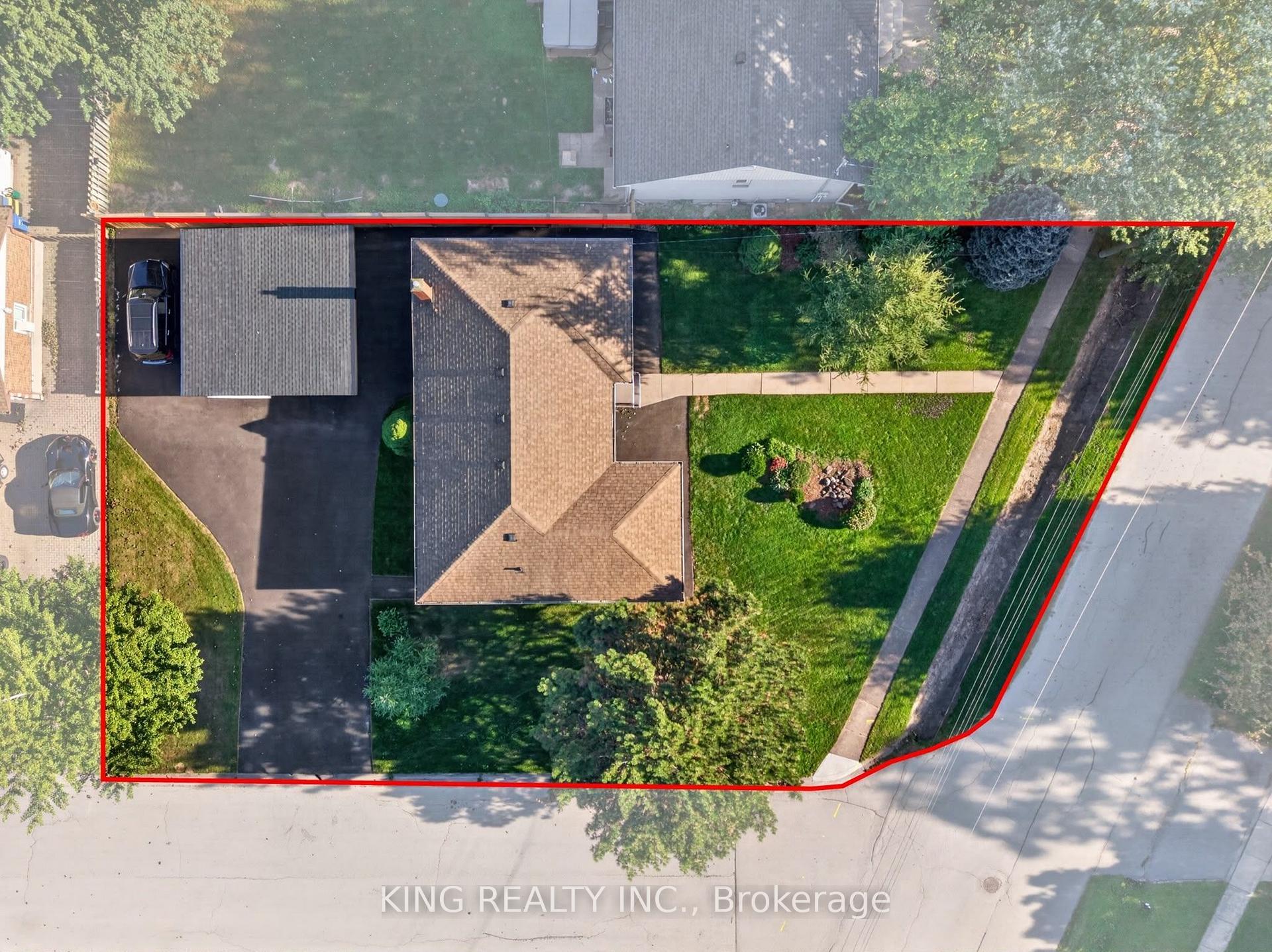 Photo 2 of 35 Hewko Street, St. Catharines, Fairview — HOMEH