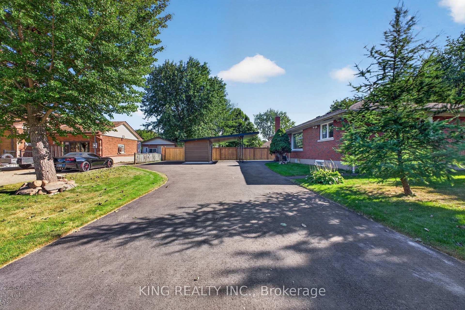 Photo 16 of 35 Hewko Street, St. Catharines, Fairview — HOMEH