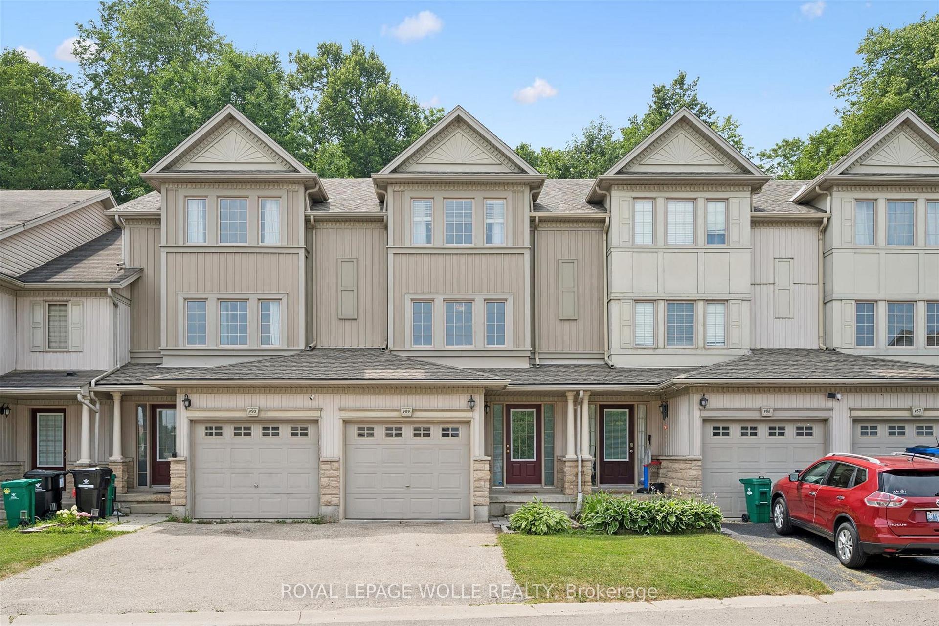 Photo 2 of Unit P89, 175 David Bergey Drive, Kitchener, Larentian West — HOMEH