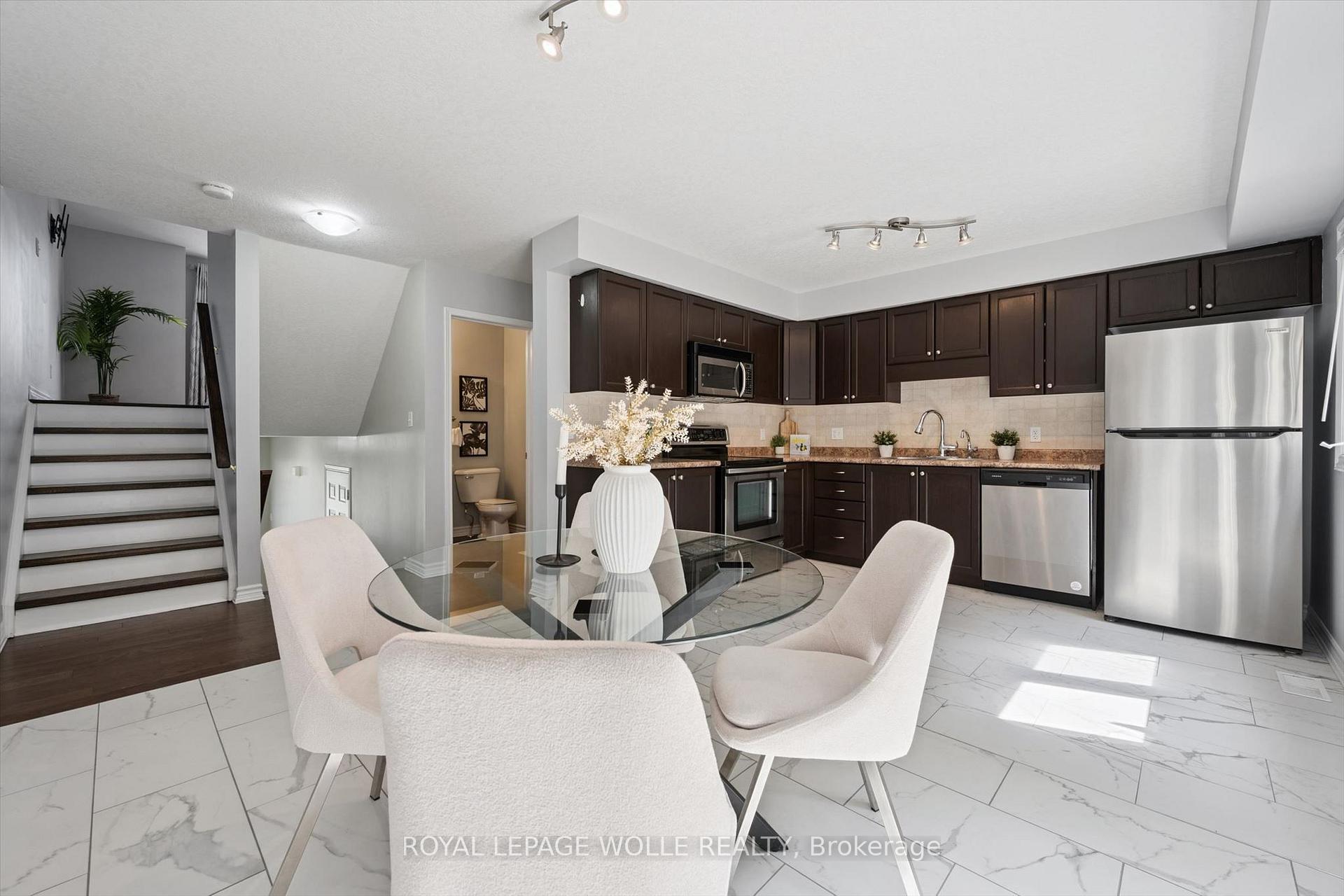 Photo 10 of Unit P89, 175 David Bergey Drive, Kitchener, Larentian West — HOMEH