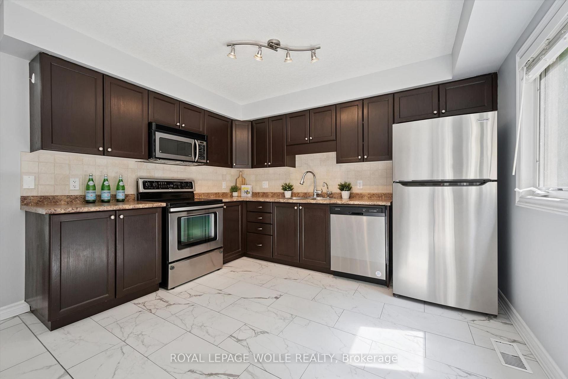 Photo 11 of Unit P89, 175 David Bergey Drive, Kitchener, Larentian West — HOMEH