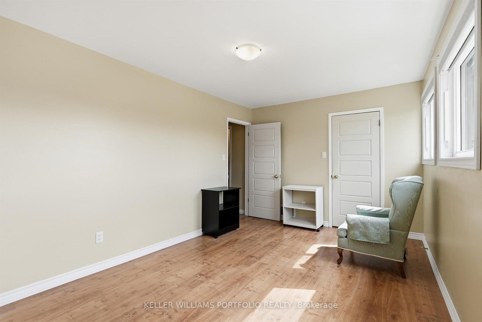 Photo 37 of 32 Henderson Drive, Aurora, Aurora Highlands — HOMEH