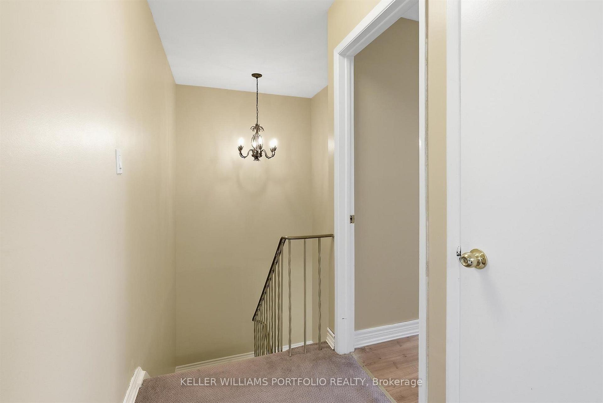 Photo 40 of 32 Henderson Drive, Aurora, Aurora Highlands — HOMEH