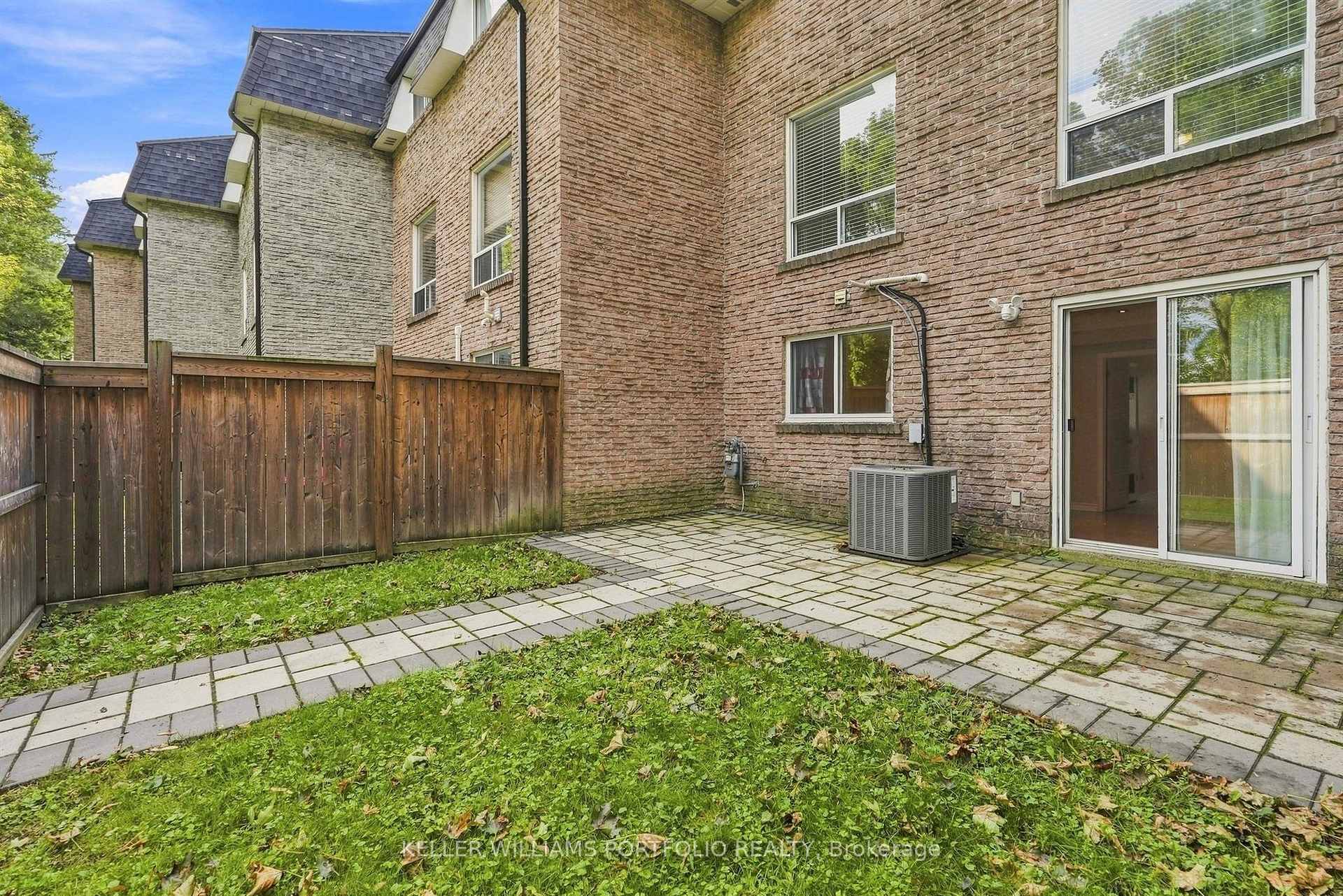 Photo 45 of 32 Henderson Drive, Aurora, Aurora Highlands — HOMEH