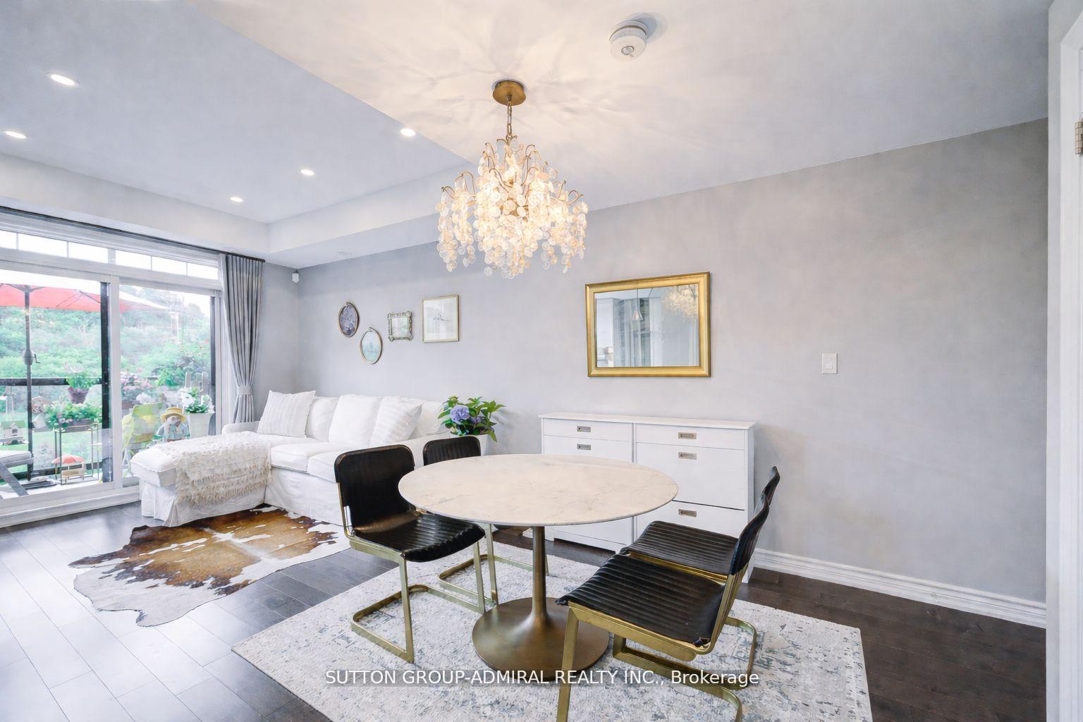 Photo 3 of Unit 3, 196 Pine Grove Road, Vaughan, Islington Woods — HOMEH