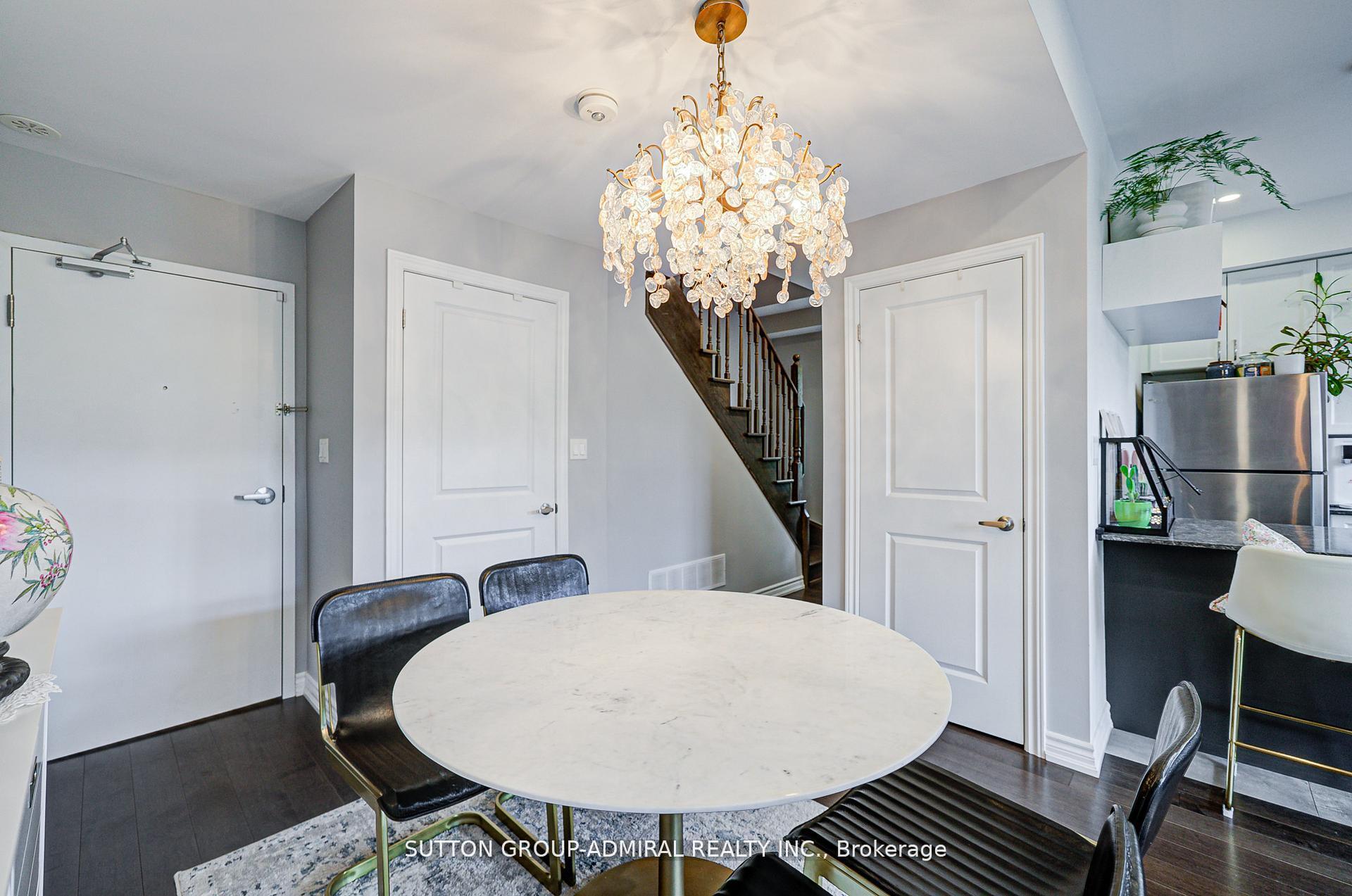 Photo 5 of Unit 3, 196 Pine Grove Road, Vaughan, Islington Woods — HOMEH