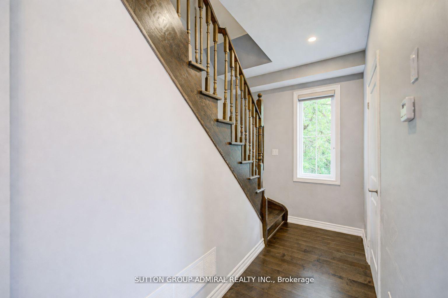 Photo 14 of Unit 3, 196 Pine Grove Road, Vaughan, Islington Woods — HOMEH