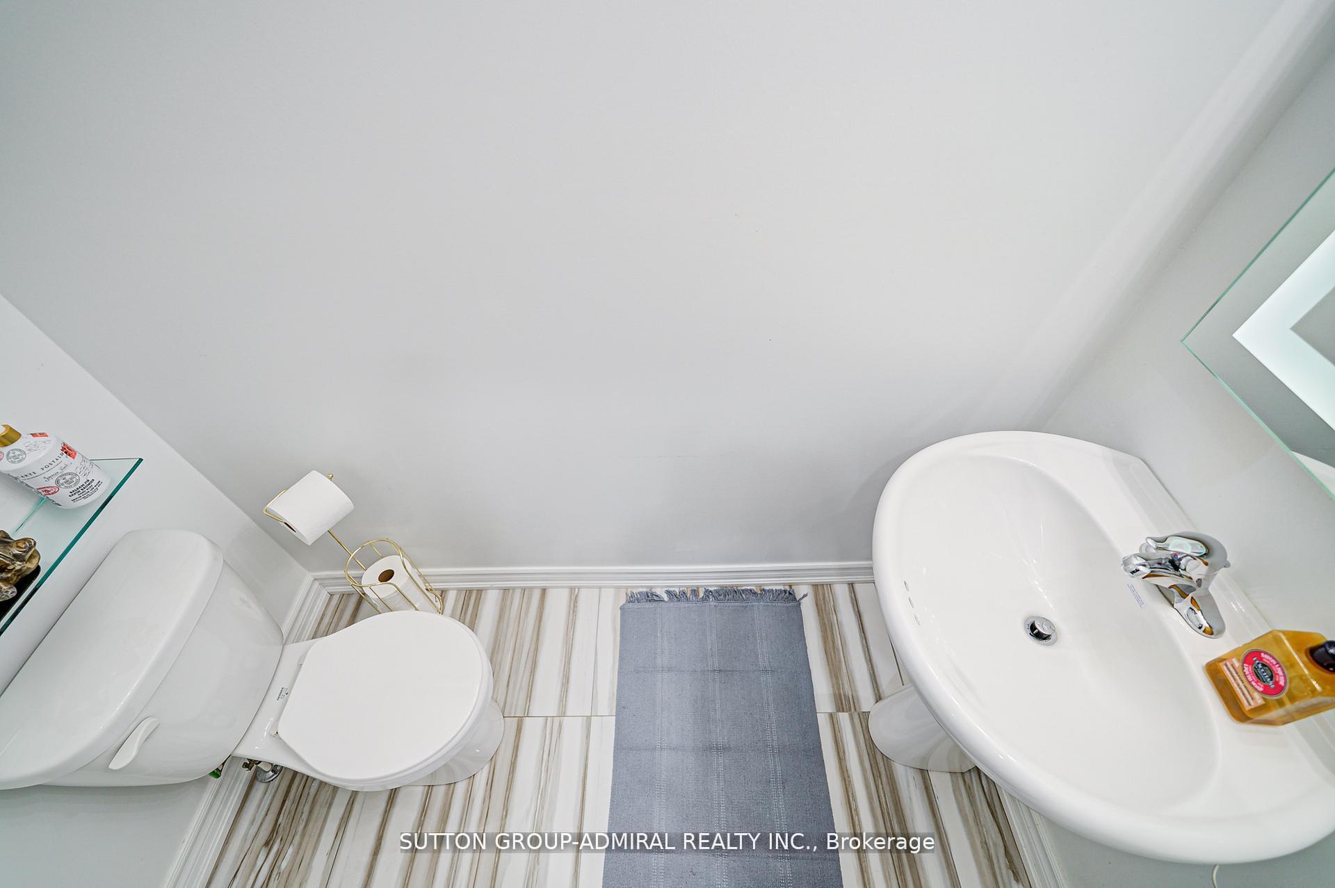 Photo 15 of Unit 3, 196 Pine Grove Road, Vaughan, Islington Woods — HOMEH