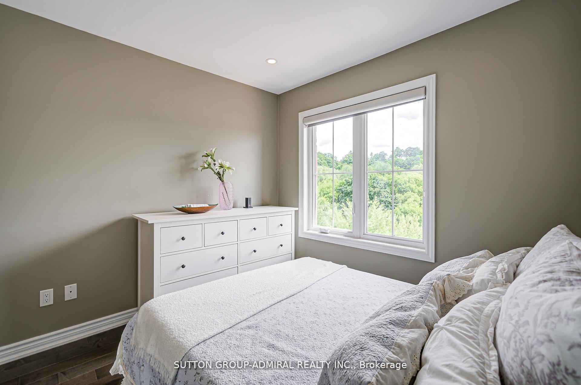 Photo 21 of Unit 3, 196 Pine Grove Road, Vaughan, Islington Woods — HOMEH