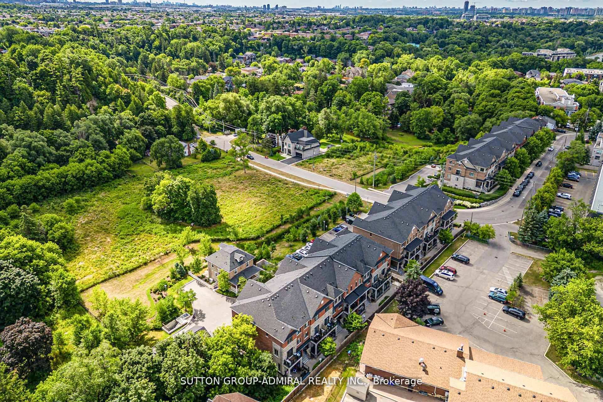 Photo 27 of Unit 3, 196 Pine Grove Road, Vaughan, Islington Woods — HOMEH