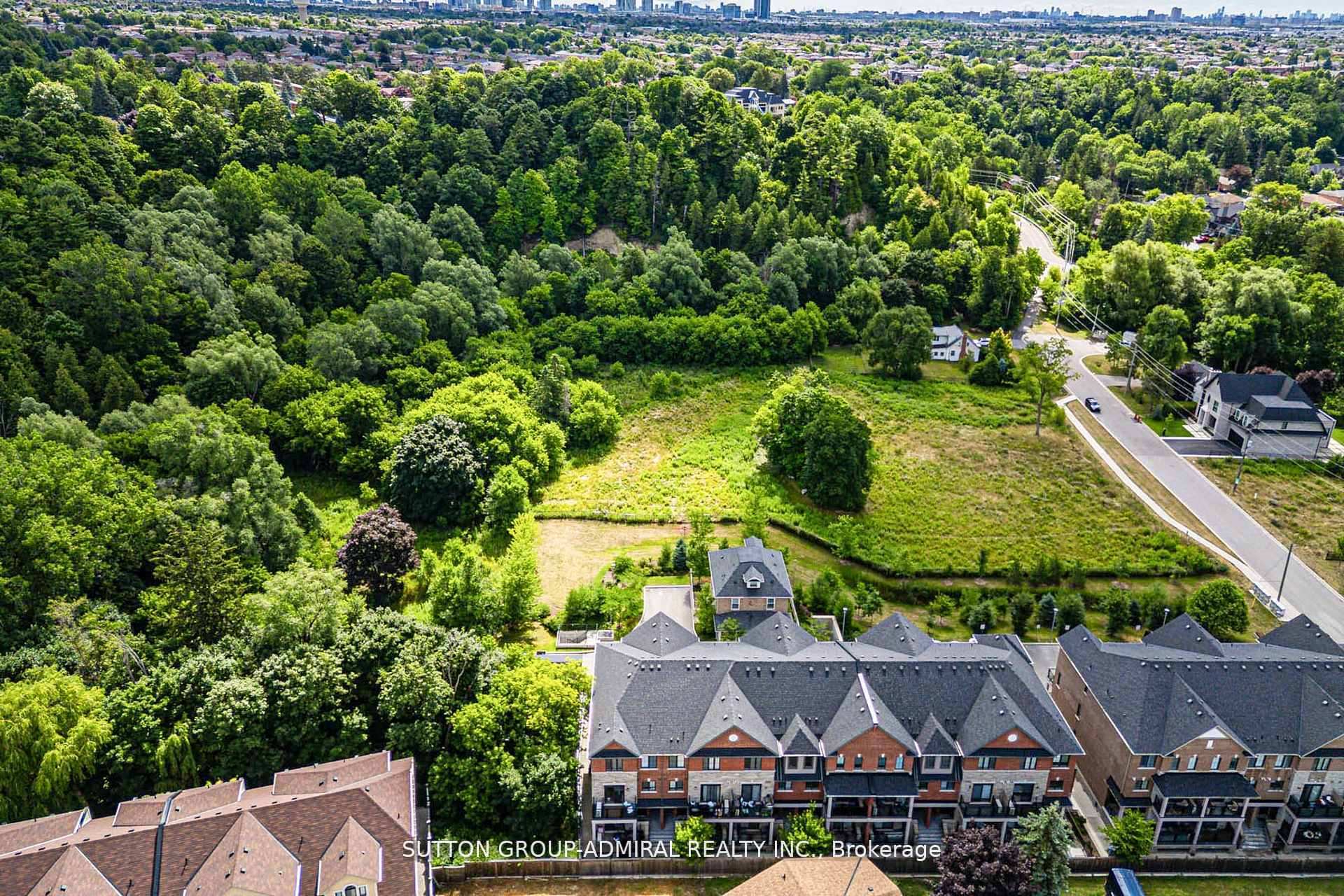 Photo 28 of Unit 3, 196 Pine Grove Road, Vaughan, Islington Woods — HOMEH