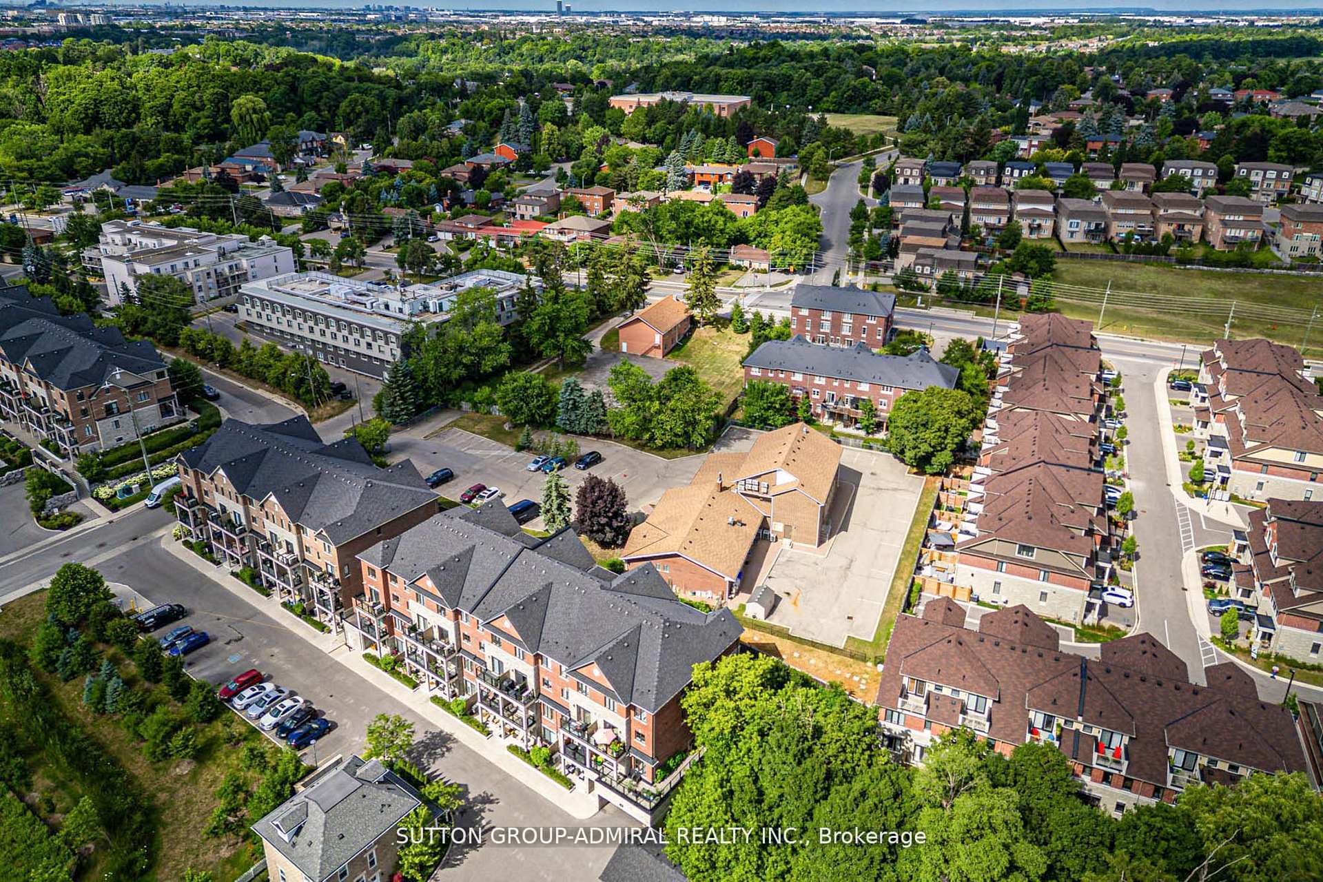 Photo 34 of Unit 3, 196 Pine Grove Road, Vaughan, Islington Woods — HOMEH
