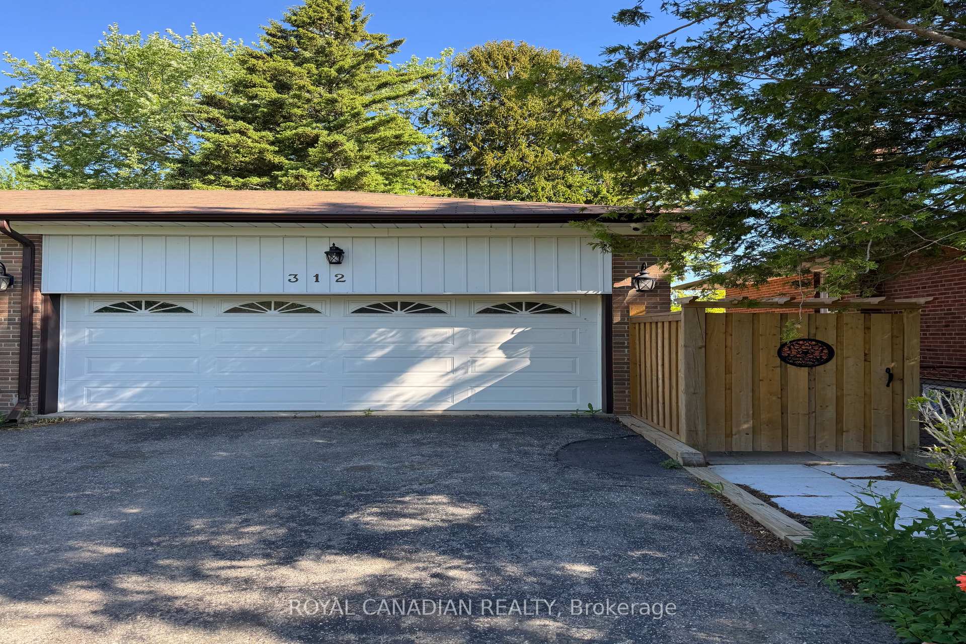 Photo 2 of Unit BSMT, 312 Coronation Drive, Scarborough, West Hill — HOMEH