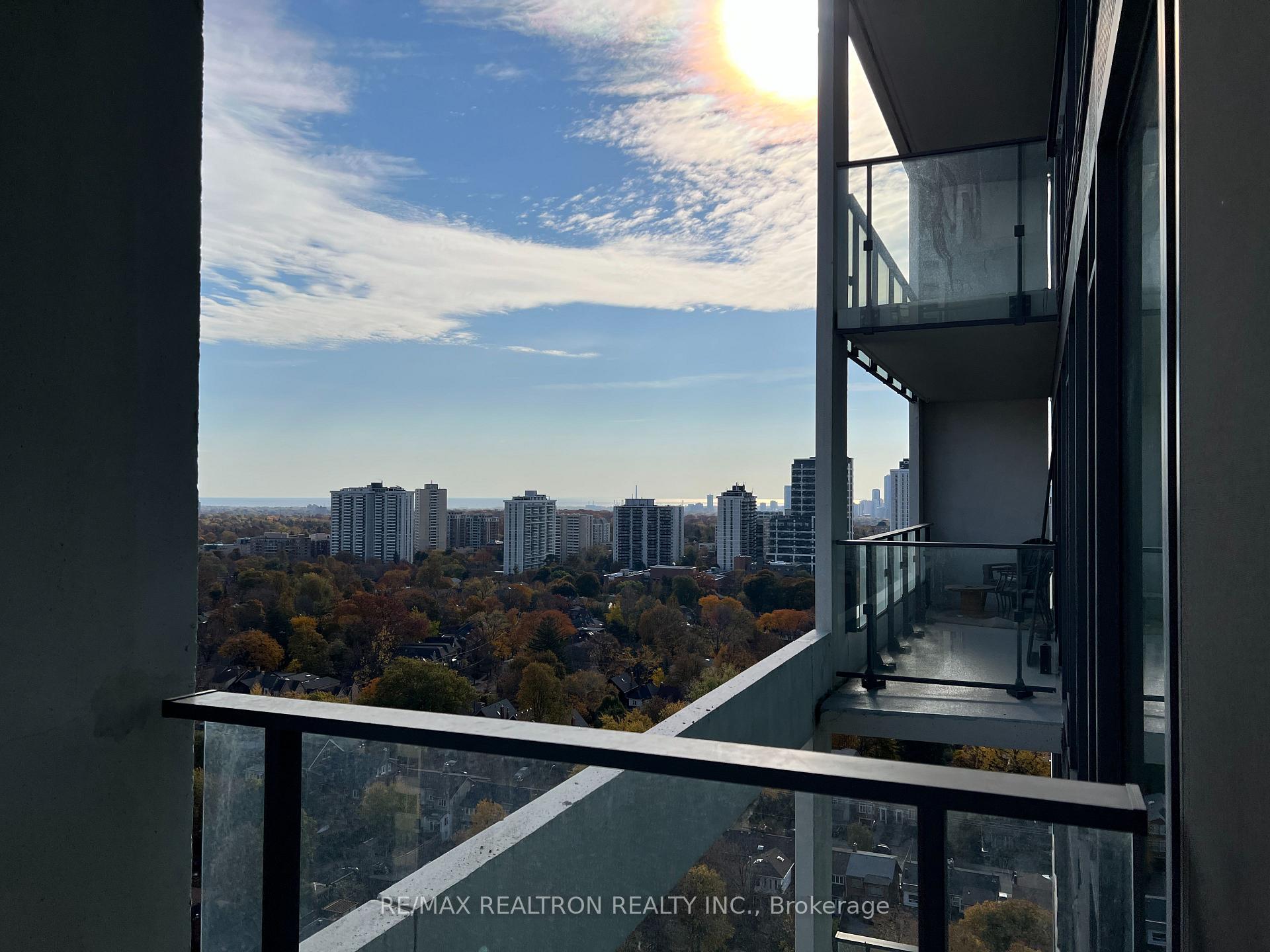 Photo 3 of Unit 2505, 5 Soudan Avenue, Toronto, Mount Pleasant West — HOMEH