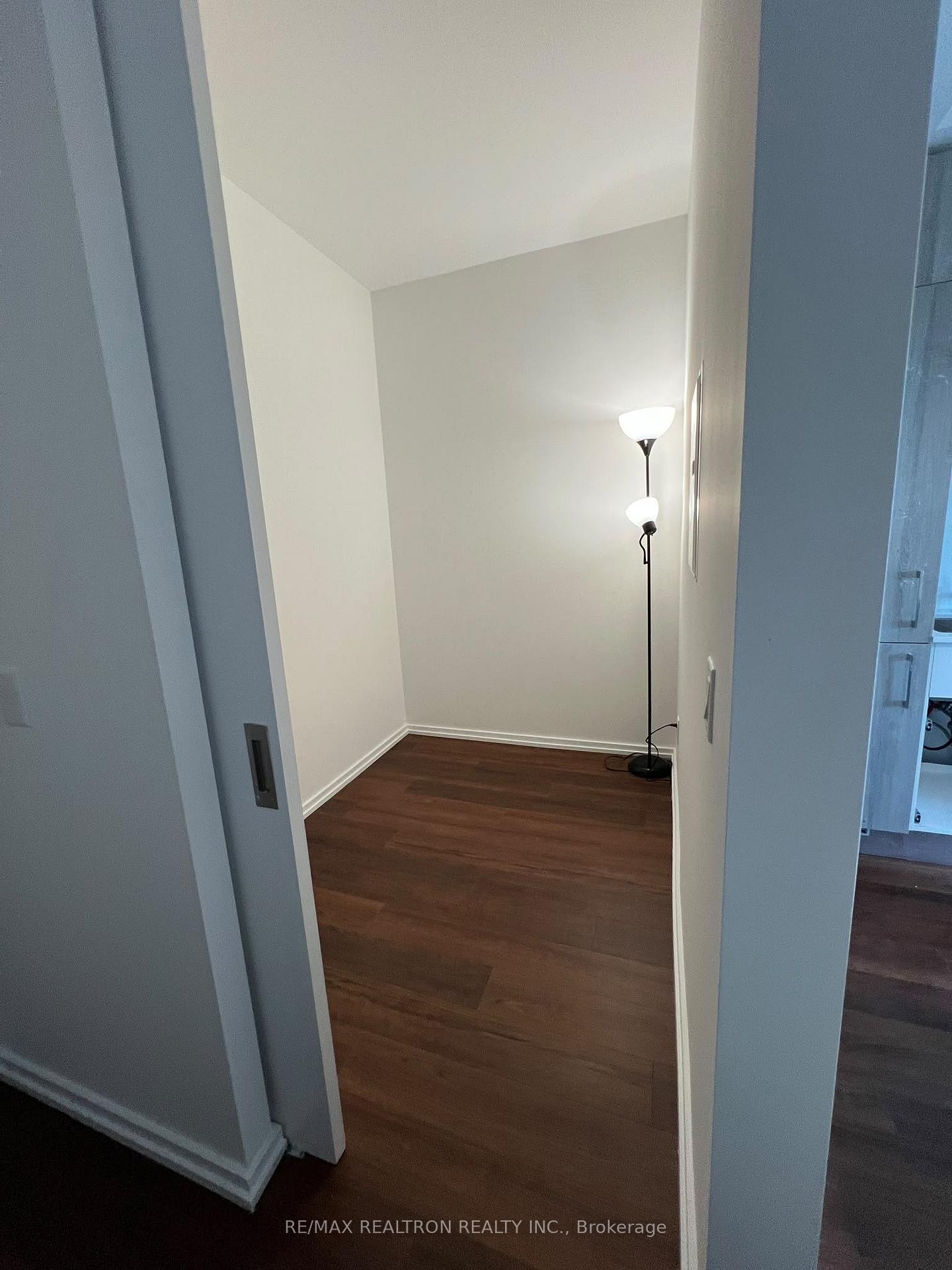 Photo 13 of Unit 2505, 5 Soudan Avenue, Toronto, Mount Pleasant West — HOMEH