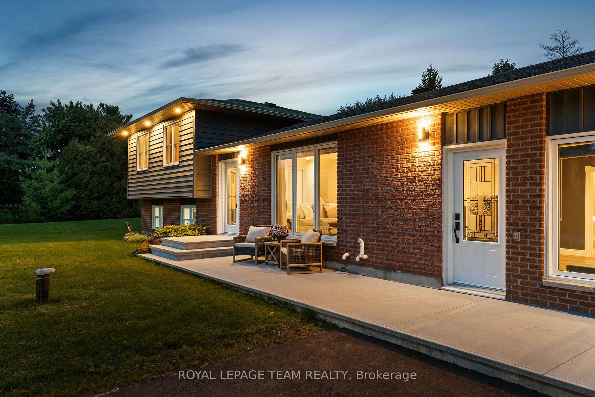Photo 3 of 1610 Rideauvale Avenue, Ottawa, Kars — HOMEH