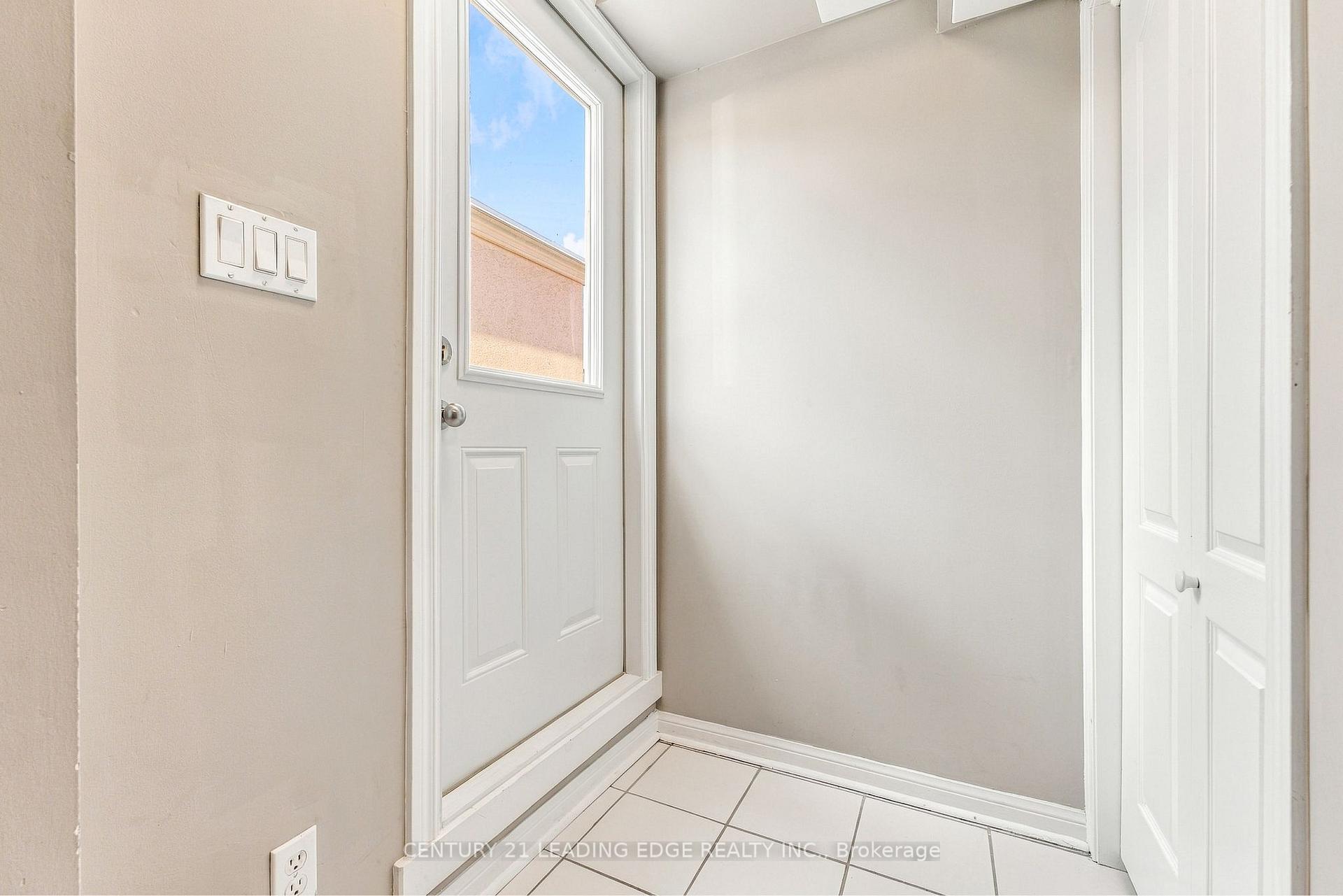 Photo 19 of Unit TH5, 98 Carr Street, Toronto, Kensington-Chinatown — HOMEH