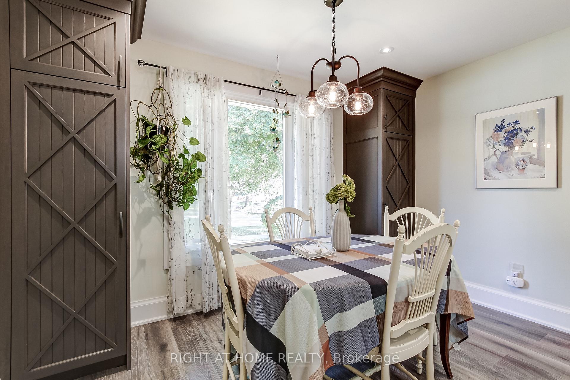 Photo 8 of 1328 Falgarwood Drive, Oakville, Falgarwood — HOMEH