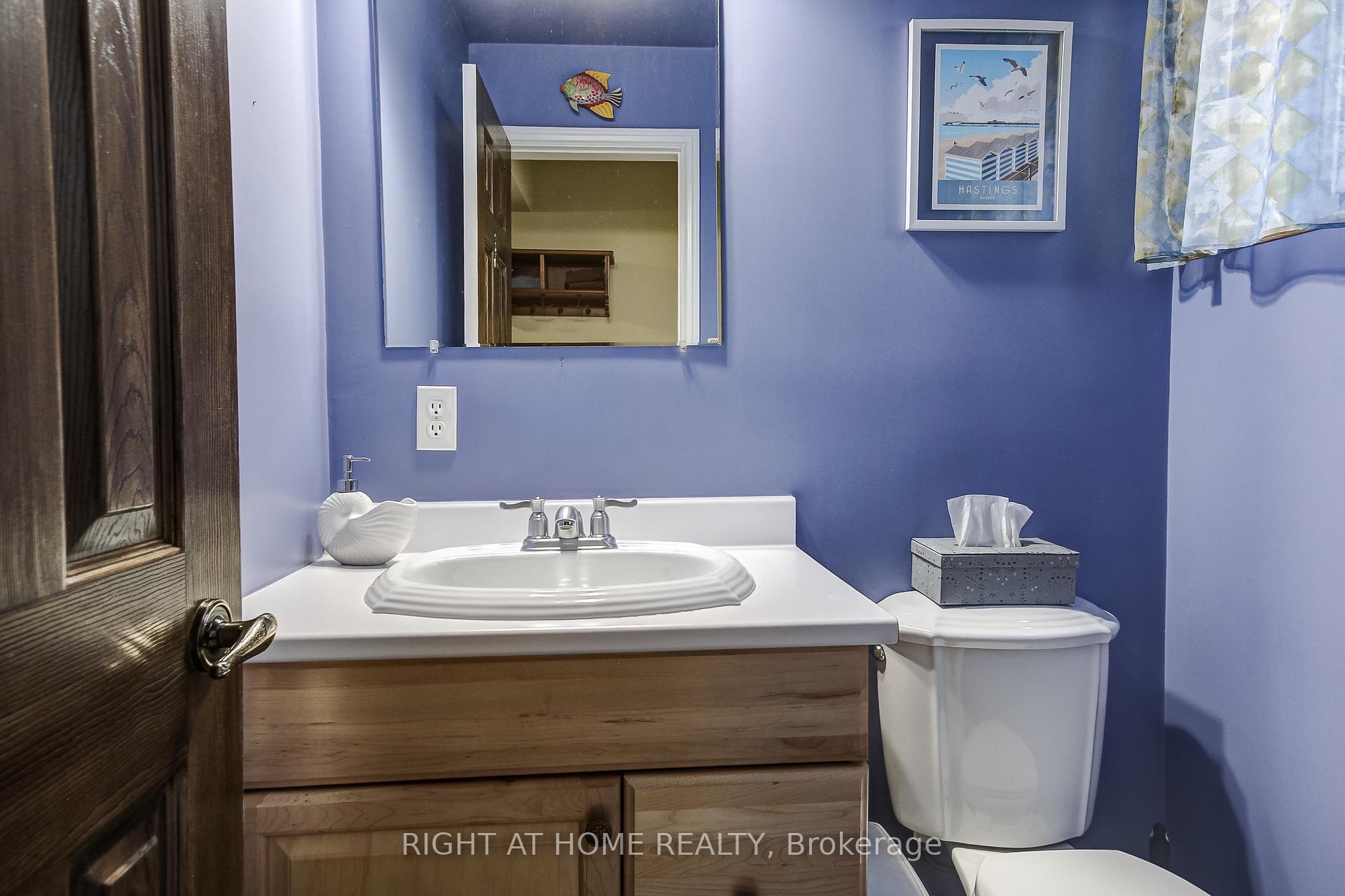 Photo 32 of 1328 Falgarwood Drive, Oakville, Falgarwood — HOMEH