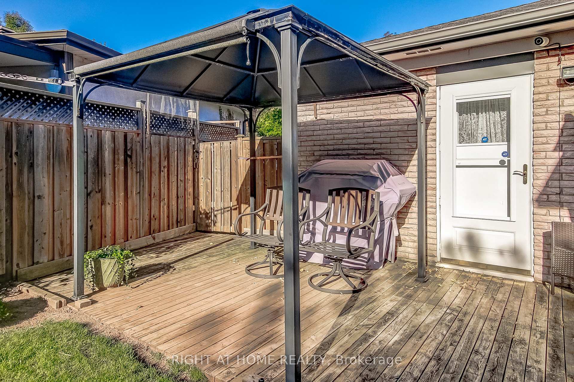 Photo 38 of 1328 Falgarwood Drive, Oakville, Falgarwood — HOMEH