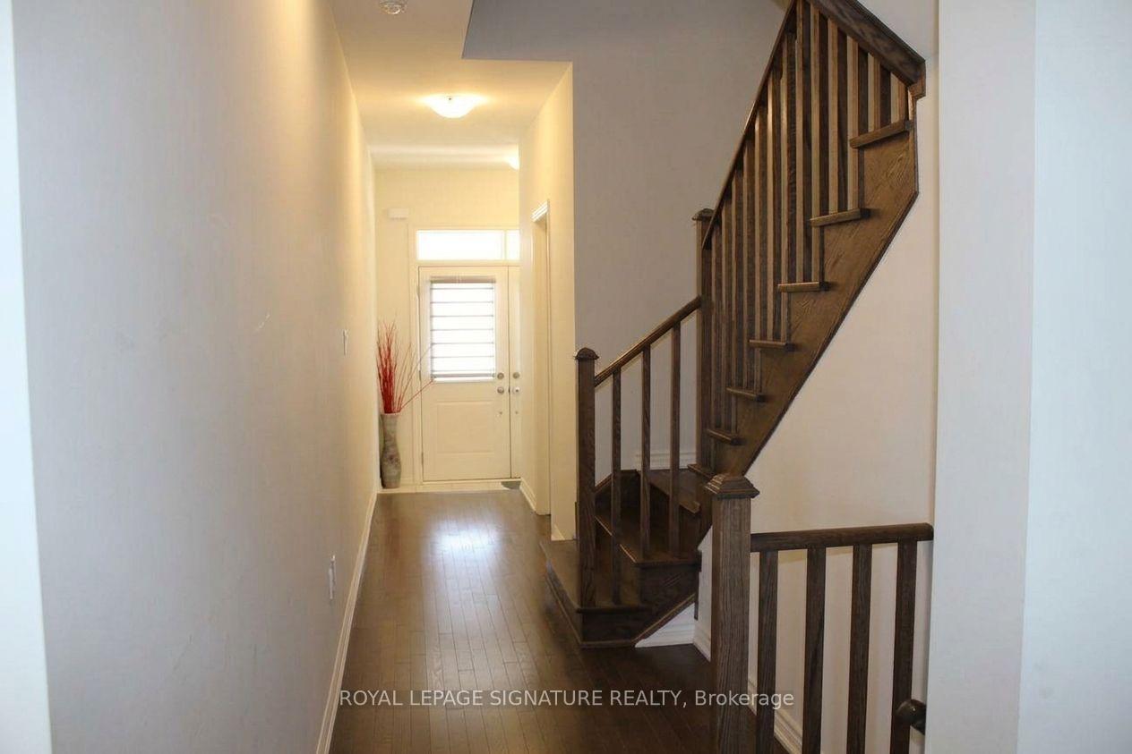 Photo 5 of 885 Rexton Drive, Oshawa, Kedron — HOMEH