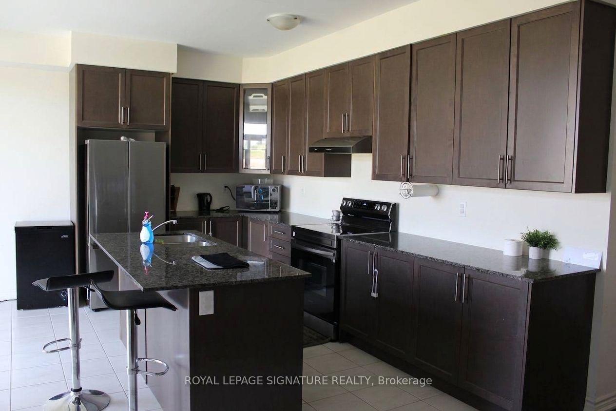 Photo 6 of 885 Rexton Drive, Oshawa, Kedron — HOMEH