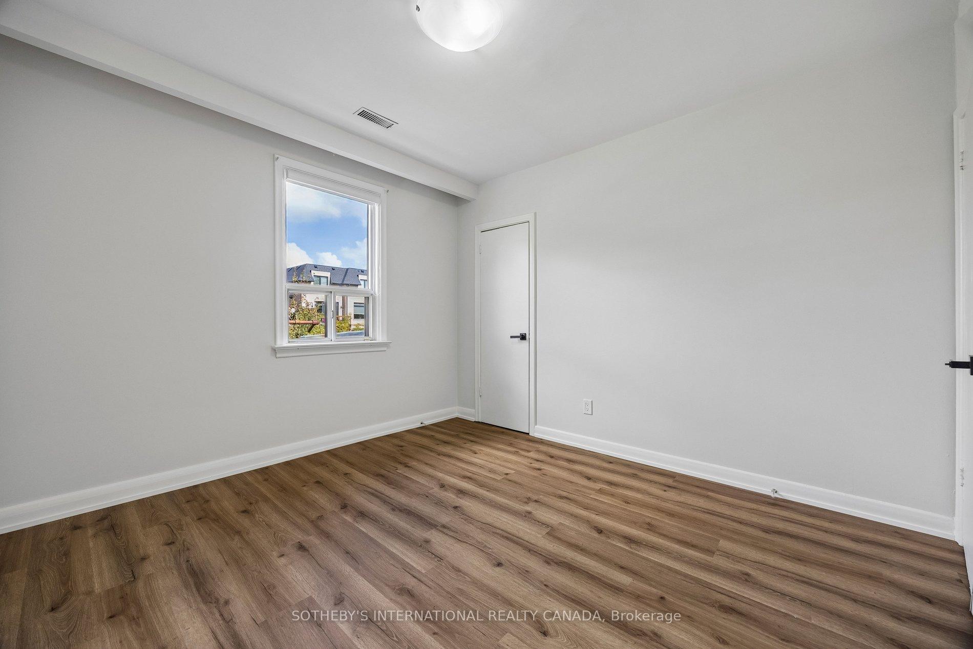 Photo 19 of 120 Ranee Avenue, Toronto, Englemount-Lawrence — HOMEH