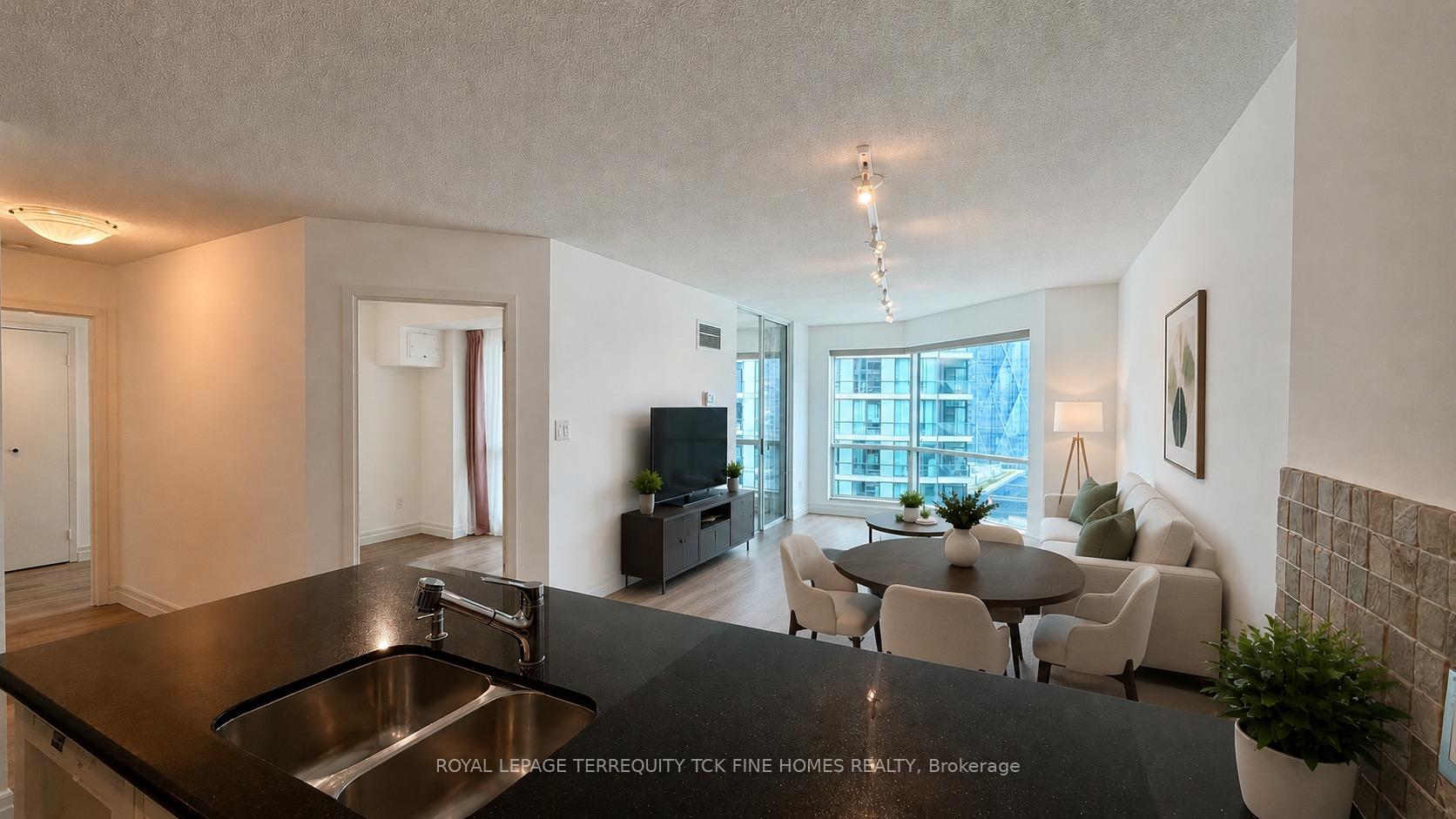 Photo 5 of Unit 2604, 10 Yonge Street, Toronto, Waterfront Communities — HOMEH
