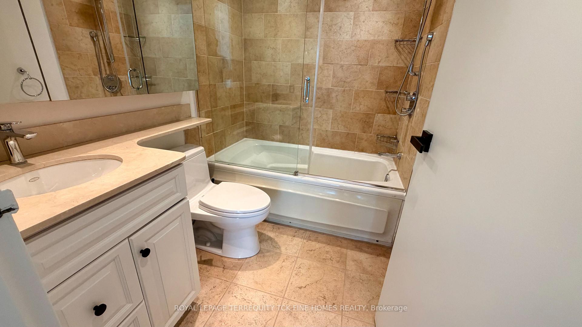 Photo 24 of Unit 2604, 10 Yonge Street, Toronto, Waterfront Communities — HOMEH