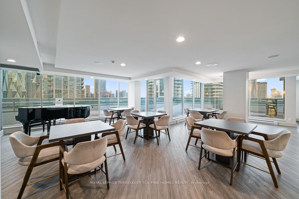 Photo 30 of Unit 2604, 10 Yonge Street, Toronto, Waterfront Communities — HOMEH