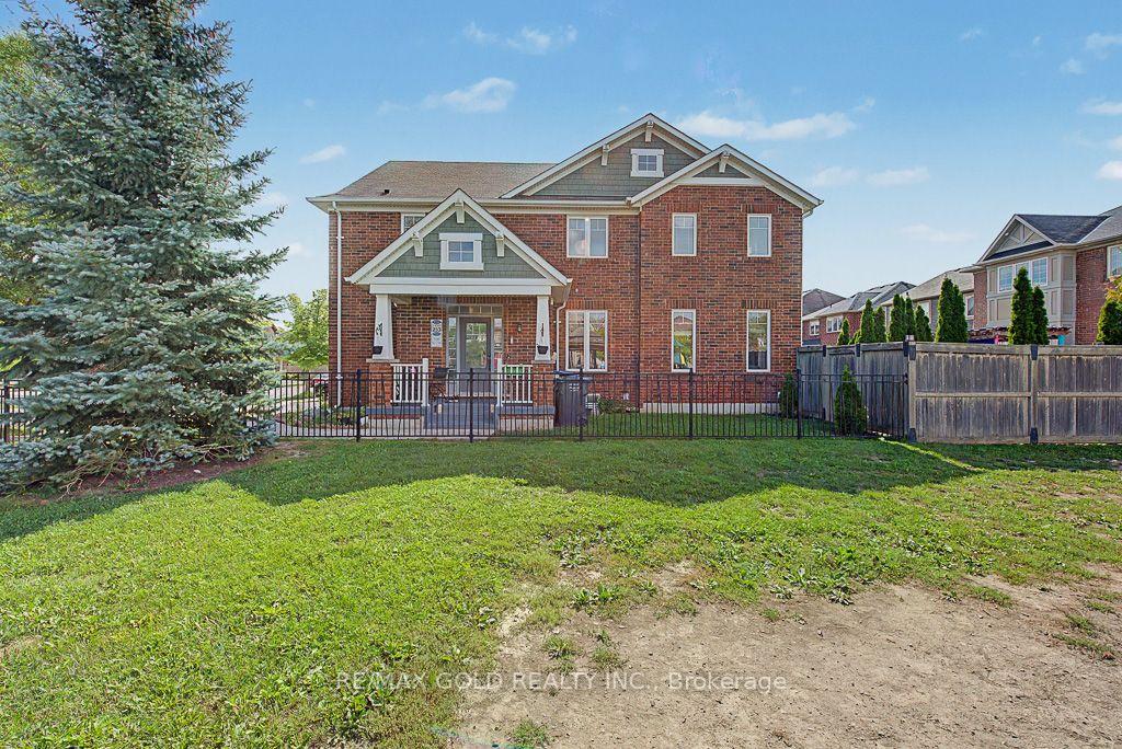 Photo 2 of 24 Haverty Trail, Brampton, Northwest Brampton — HOMEH