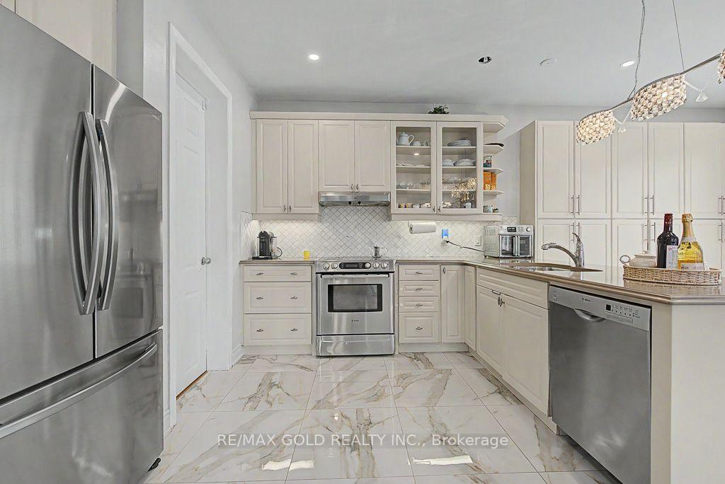 Photo 18 of 24 Haverty Trail, Brampton, Northwest Brampton — HOMEH