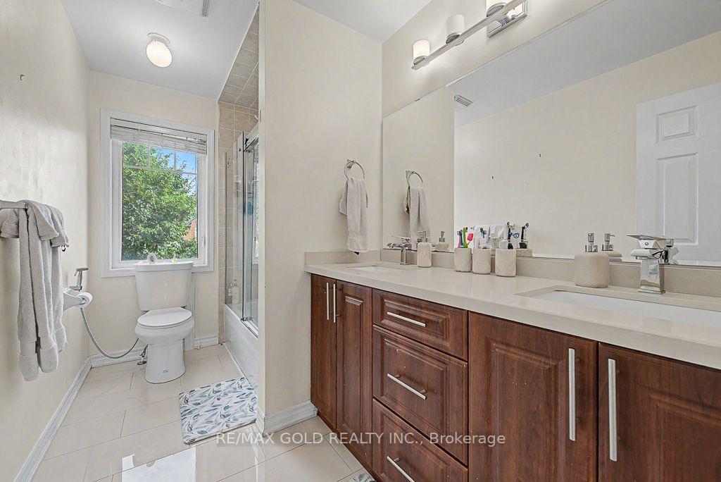 Photo 27 of 24 Haverty Trail, Brampton, Northwest Brampton — HOMEH