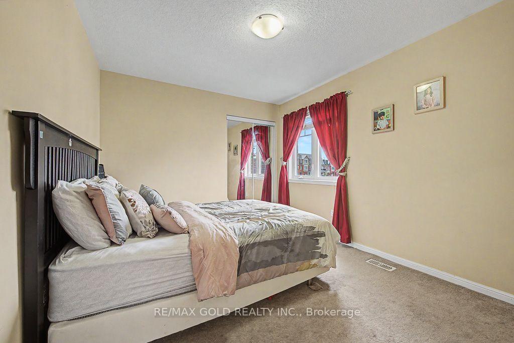 Photo 31 of 24 Haverty Trail, Brampton, Northwest Brampton — HOMEH
