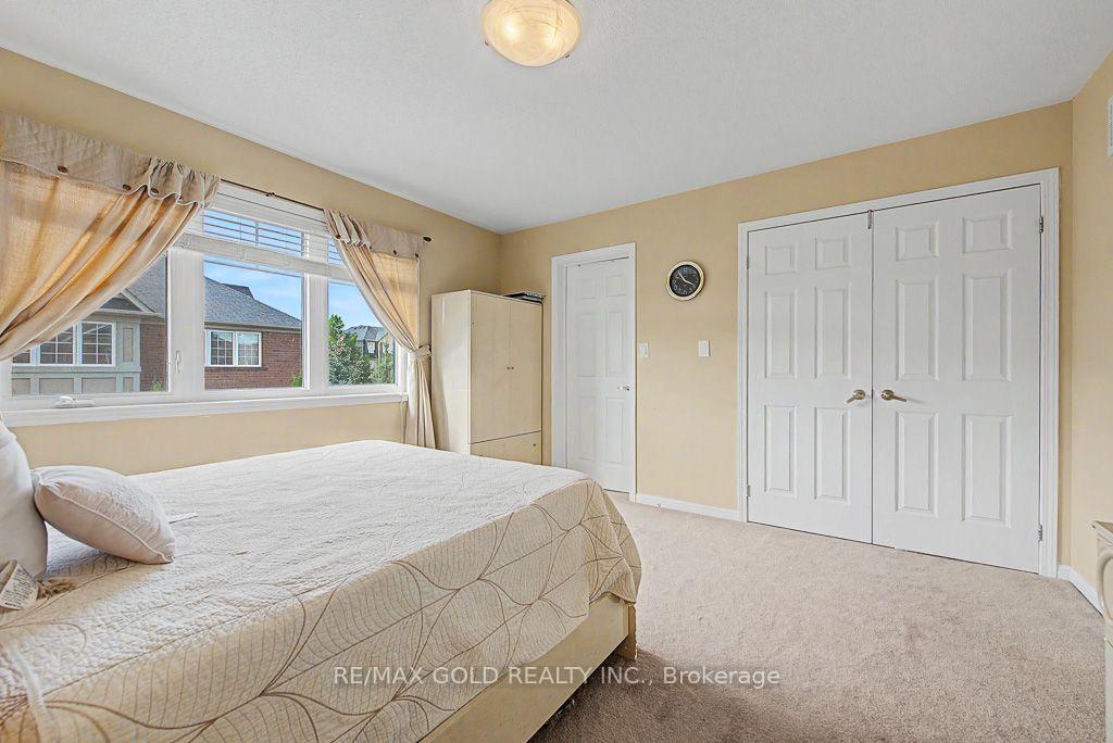 Photo 37 of 24 Haverty Trail, Brampton, Northwest Brampton — HOMEH