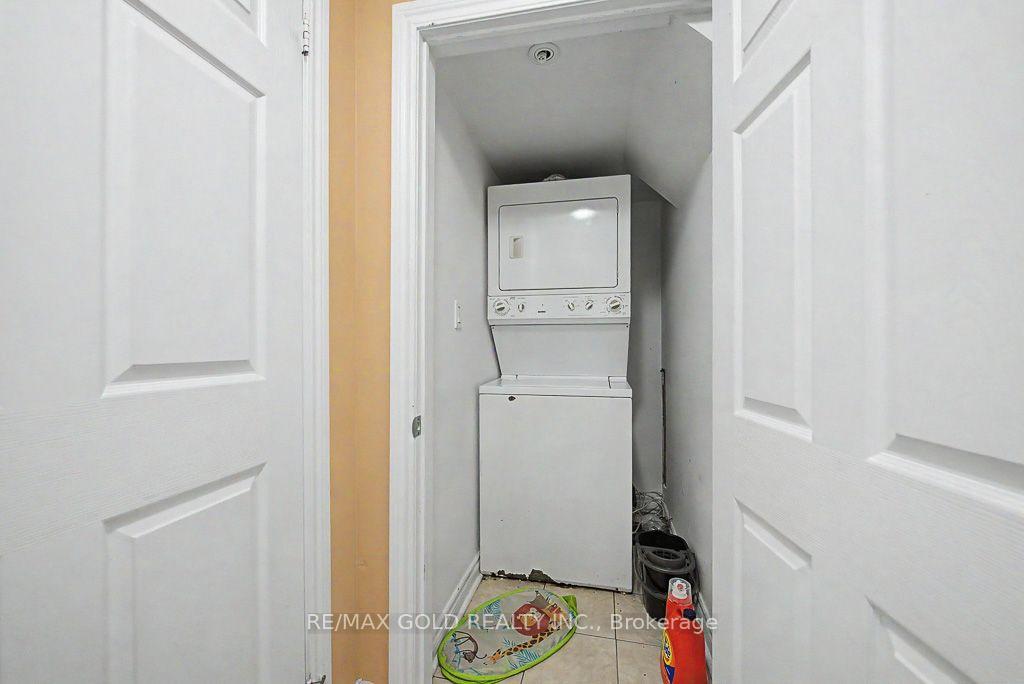 Photo 40 of 24 Haverty Trail, Brampton, Northwest Brampton — HOMEH