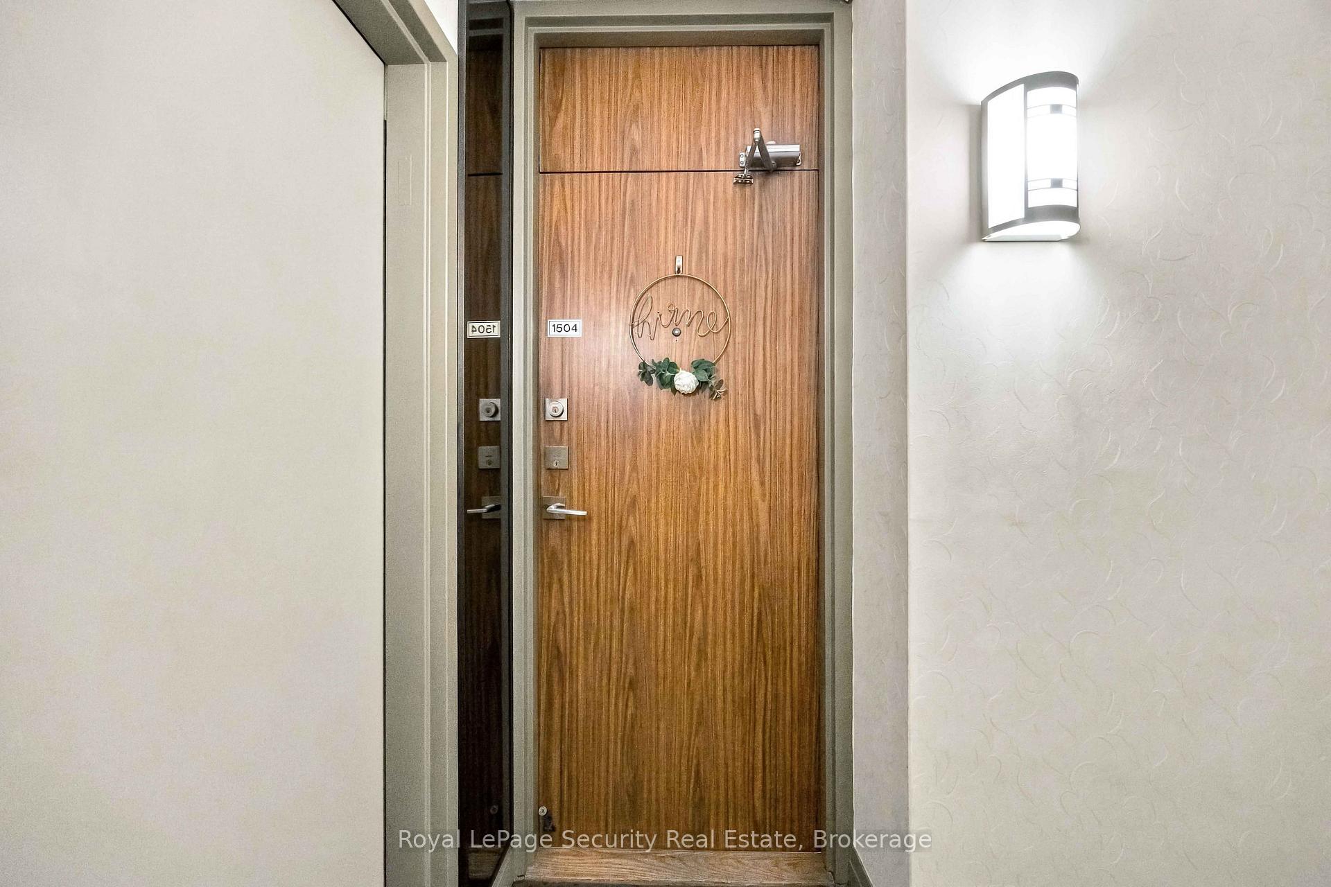 Photo 2 of Unit 1504, 250 Scarlett Road, Toronto, Rockcliffe-Smythe — HOMEH