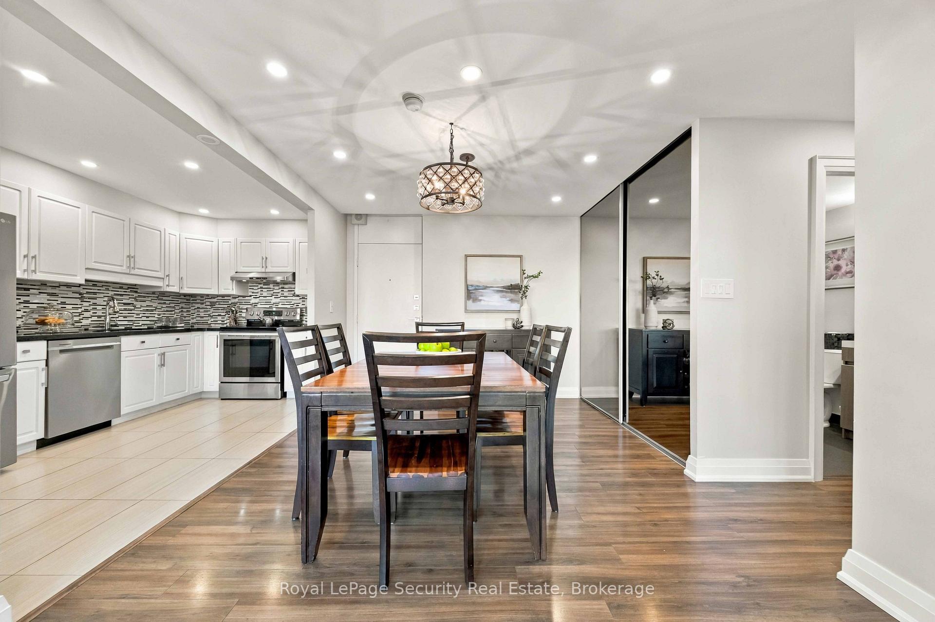 Photo 7 of Unit 1504, 250 Scarlett Road, Toronto, Rockcliffe-Smythe — HOMEH