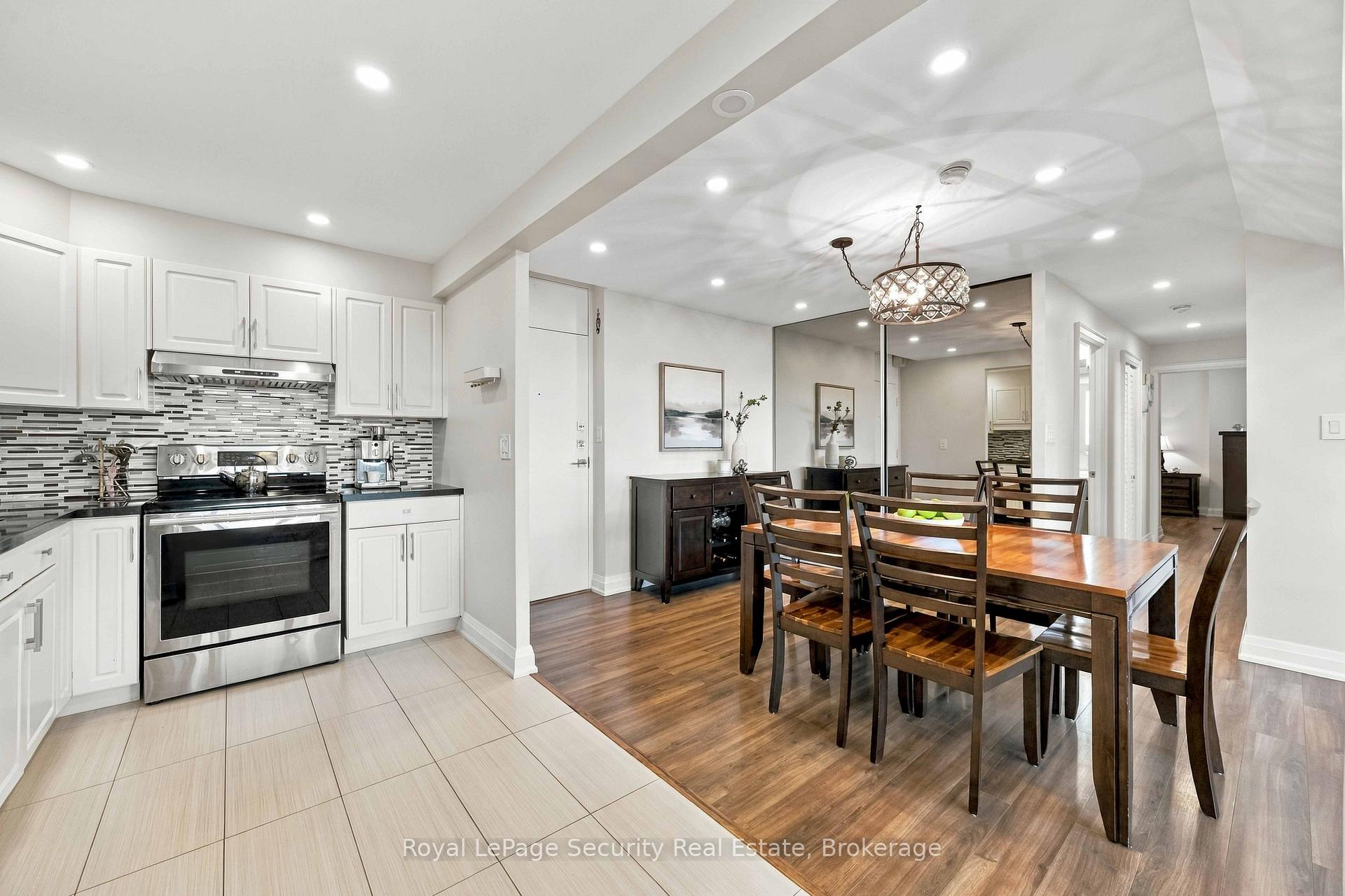 Photo 14 of Unit 1504, 250 Scarlett Road, Toronto, Rockcliffe-Smythe — HOMEH
