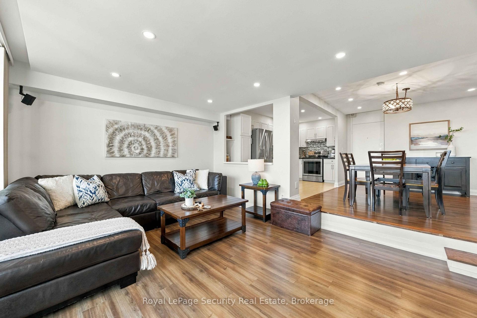 Photo 19 of Unit 1504, 250 Scarlett Road, Toronto, Rockcliffe-Smythe — HOMEH
