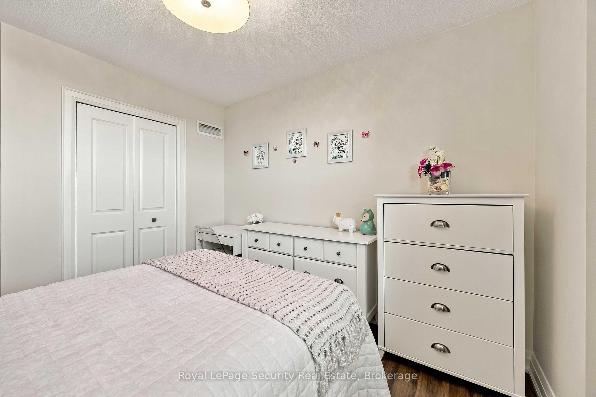 Photo 33 of Unit 1504, 250 Scarlett Road, Toronto, Rockcliffe-Smythe — HOMEH