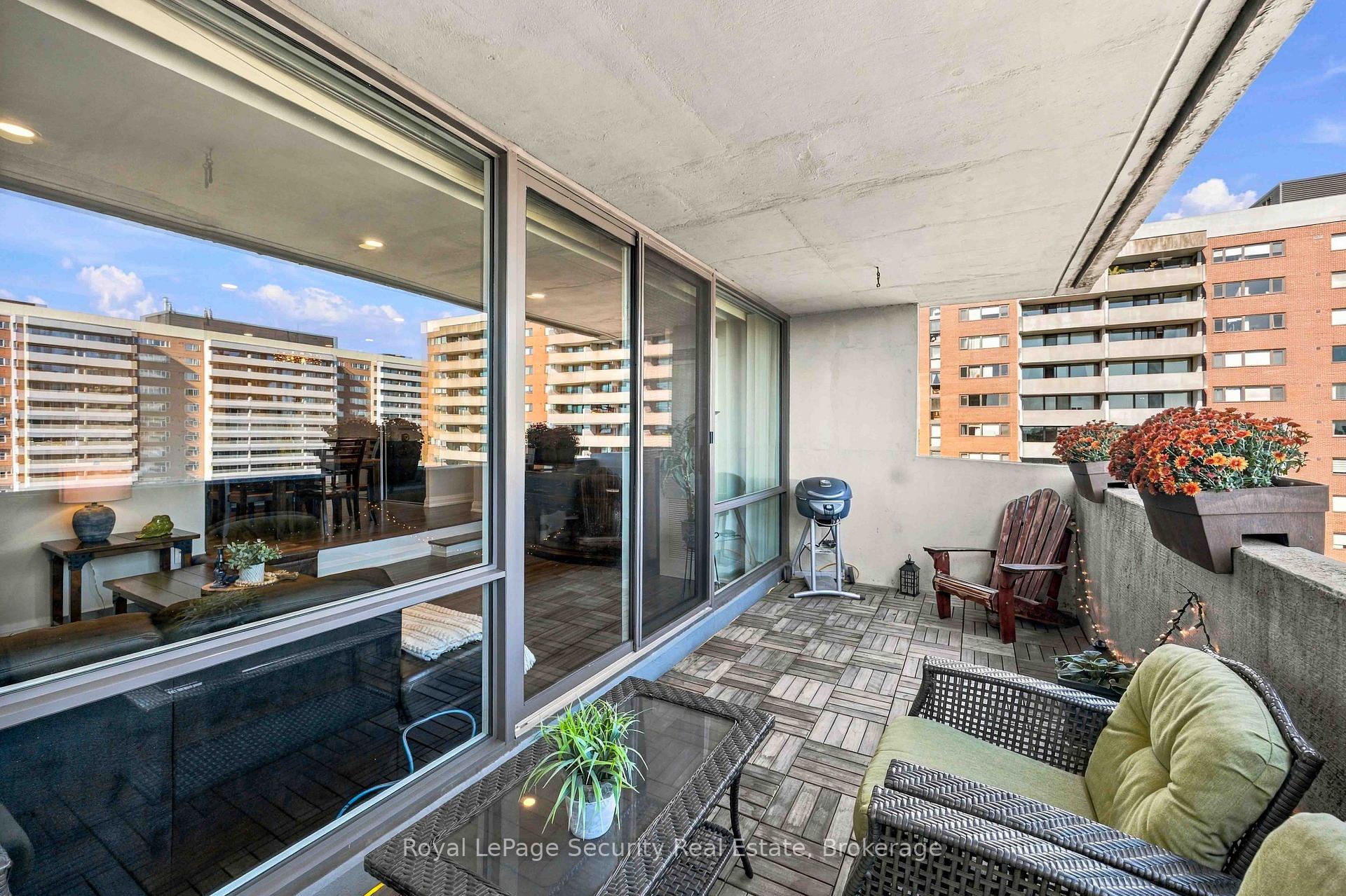 Photo 39 of Unit 1504, 250 Scarlett Road, Toronto, Rockcliffe-Smythe — HOMEH