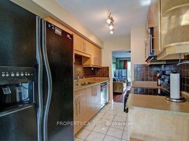 Photo 6 of 50 Wild Briarway, North York, Bayview Village — HOMEH
