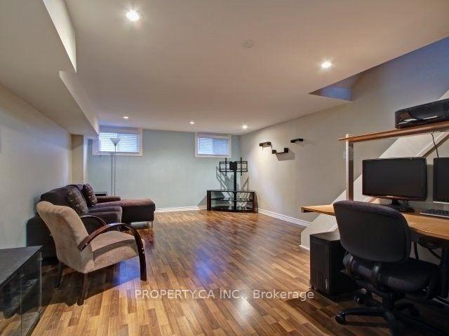 Photo 16 of 50 Wild Briarway, North York, Bayview Village — HOMEH