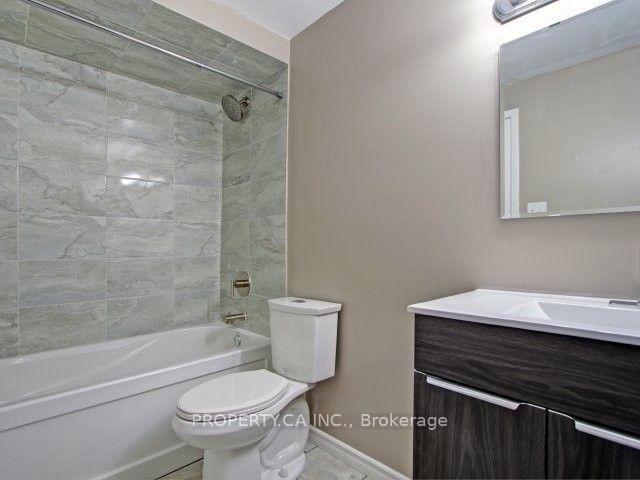 Photo 17 of 50 Wild Briarway, North York, Bayview Village — HOMEH