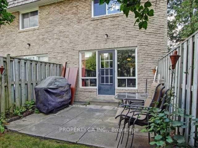 Photo 18 of 50 Wild Briarway, North York, Bayview Village — HOMEH
